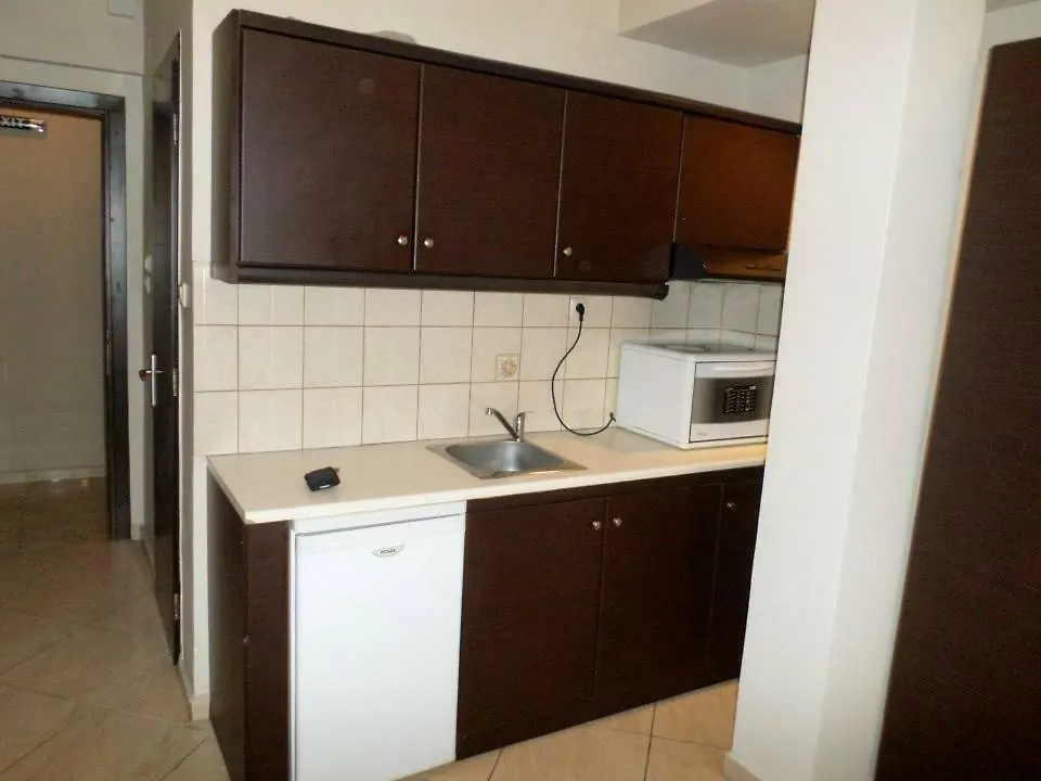 Apartment Seventeen Rooms Peraia